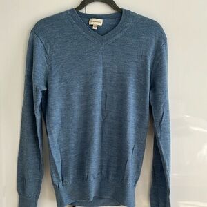 Club Monaco - 100% Merino Wool Sweater